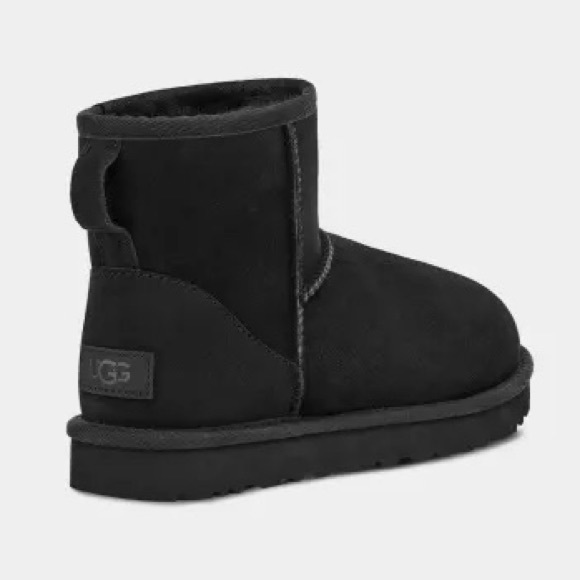 NIB Authentic UGG Women Classic Mini II Boot Black 1016222 - Picture 6 of 13